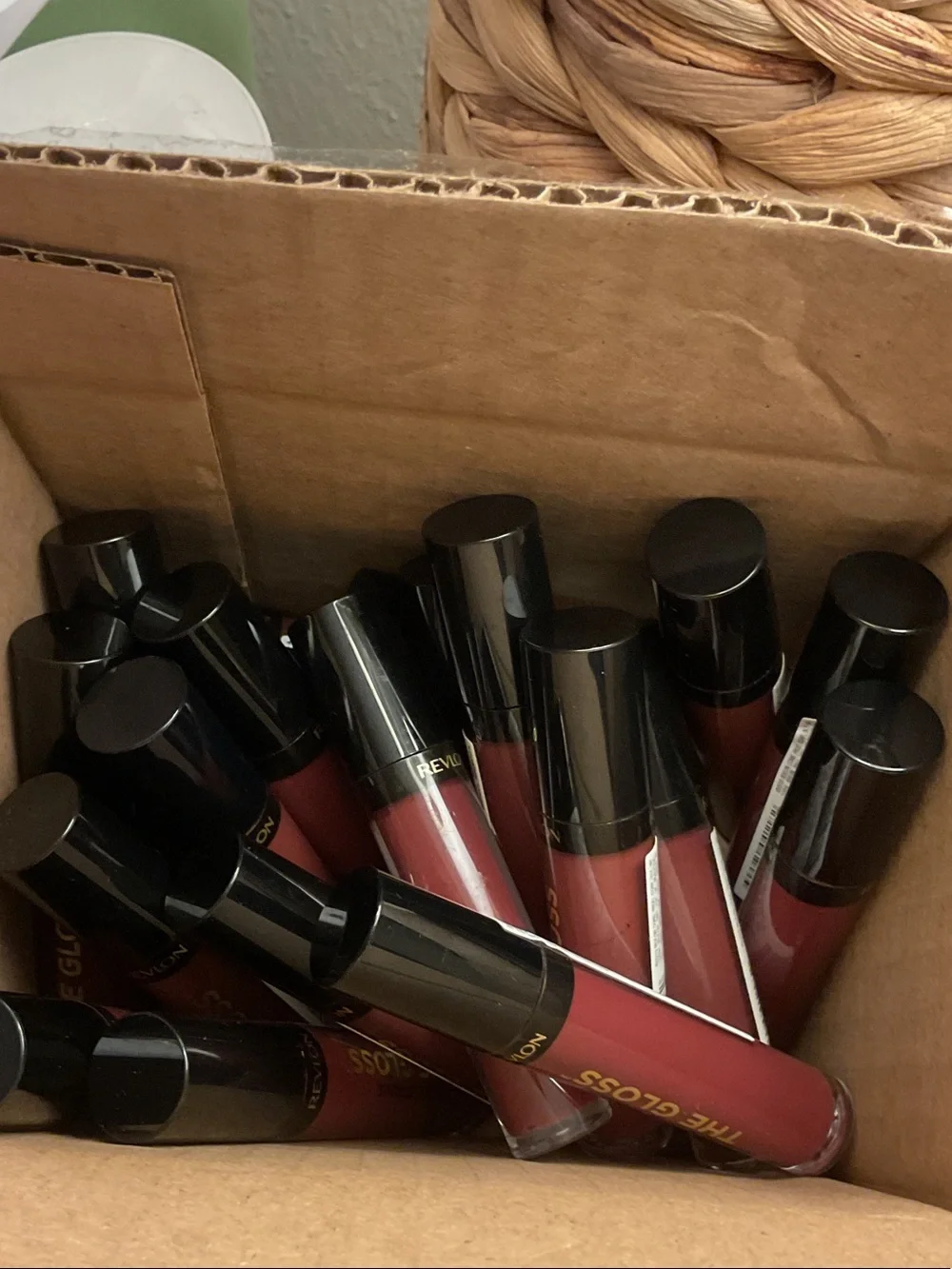 🍒 Revlon Super Lustrous The Gloss Lip Gloss Black Cherry 🍒
